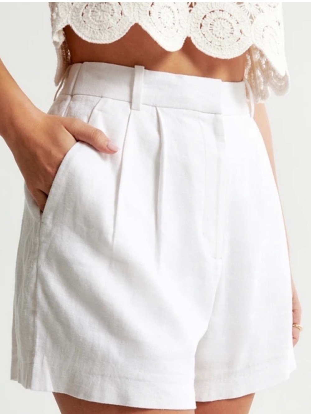 Abercrombie & Fitch Tailored Linen Shorts